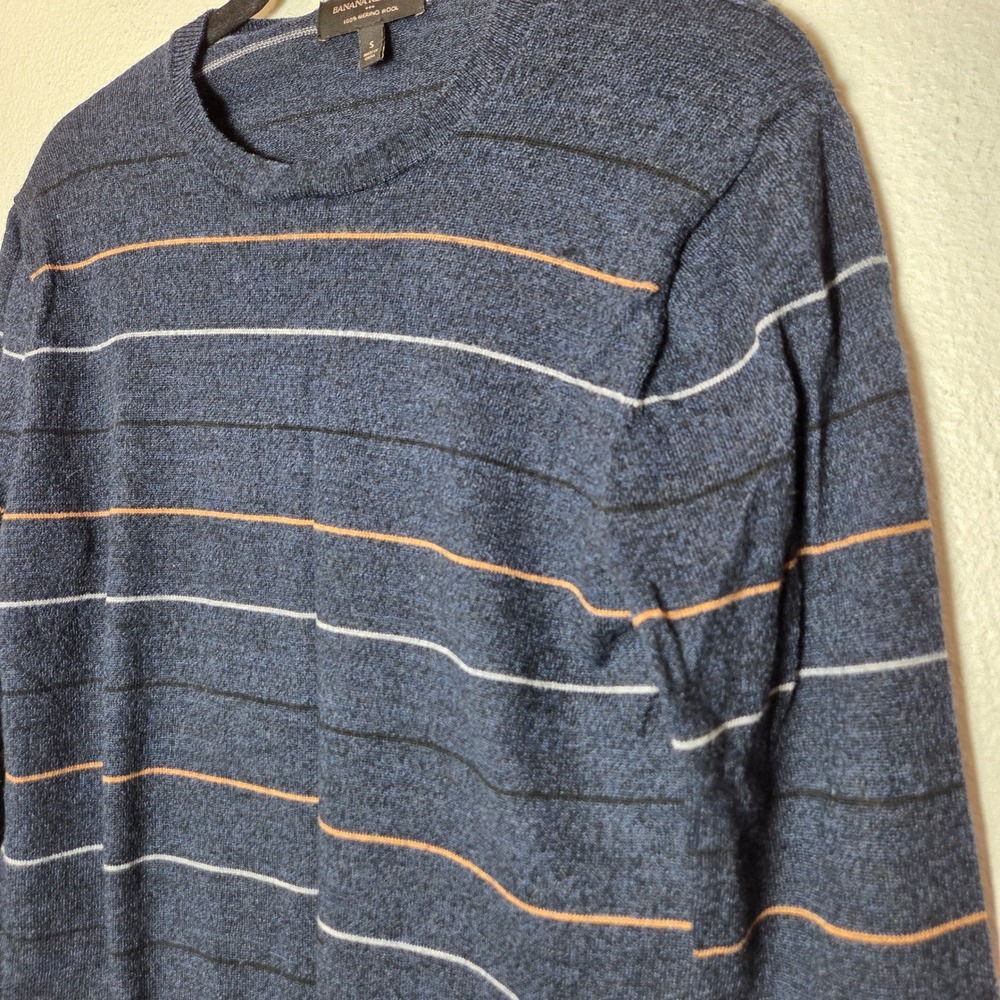 100% Merino Wool Striped Sweater Banana Republic Blue Crew neck sweater Small - Picture 3 of 8